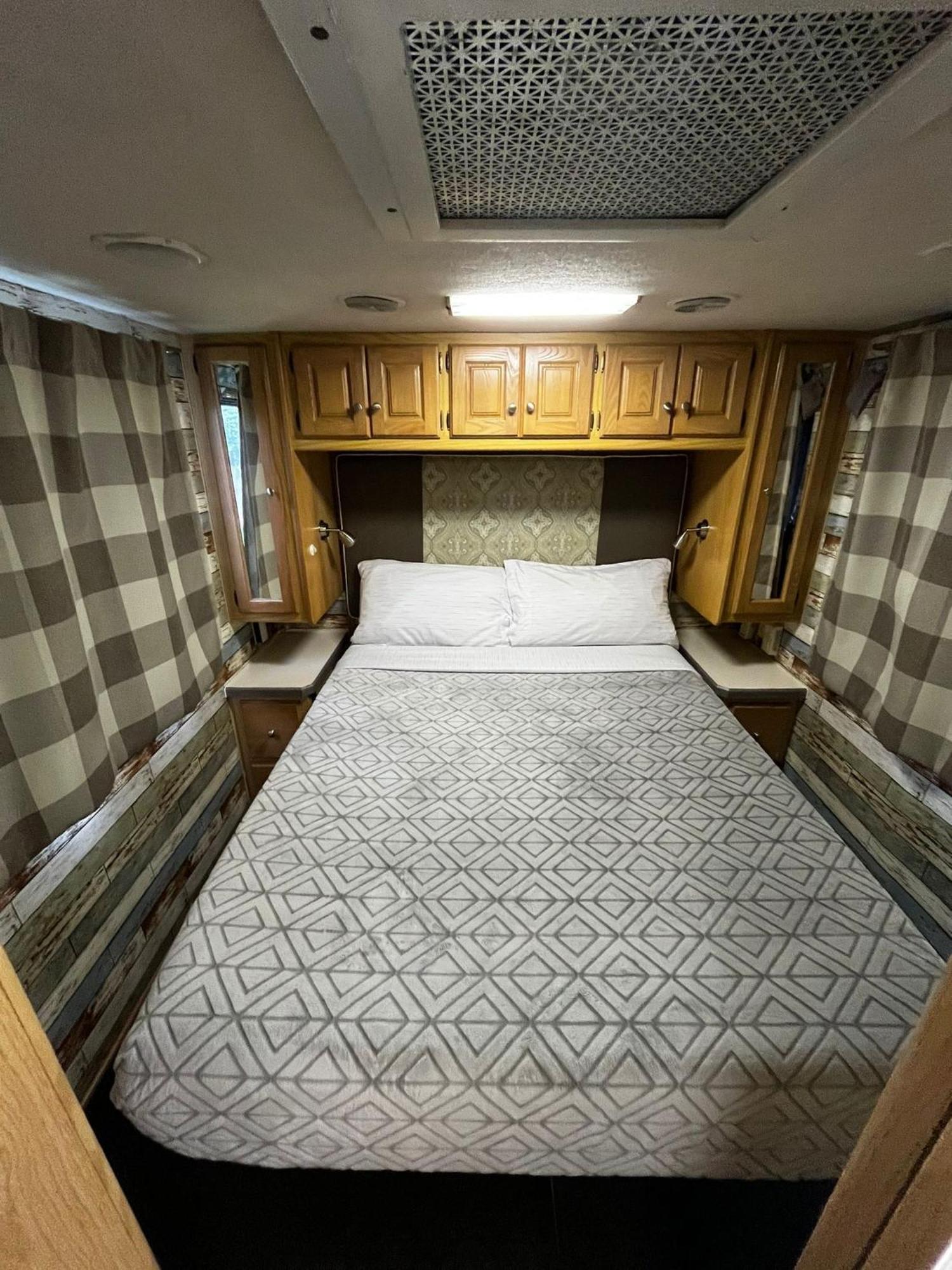Remodeled And Comfortable Rv - Free Parking Miami Exterior photo