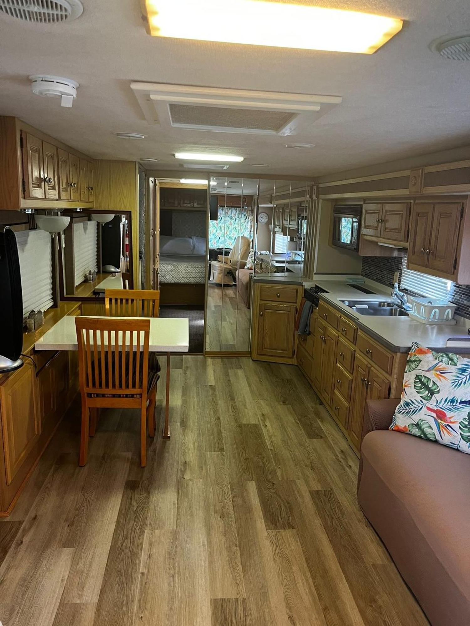 Remodeled And Comfortable Rv - Free Parking Miami Exterior photo
